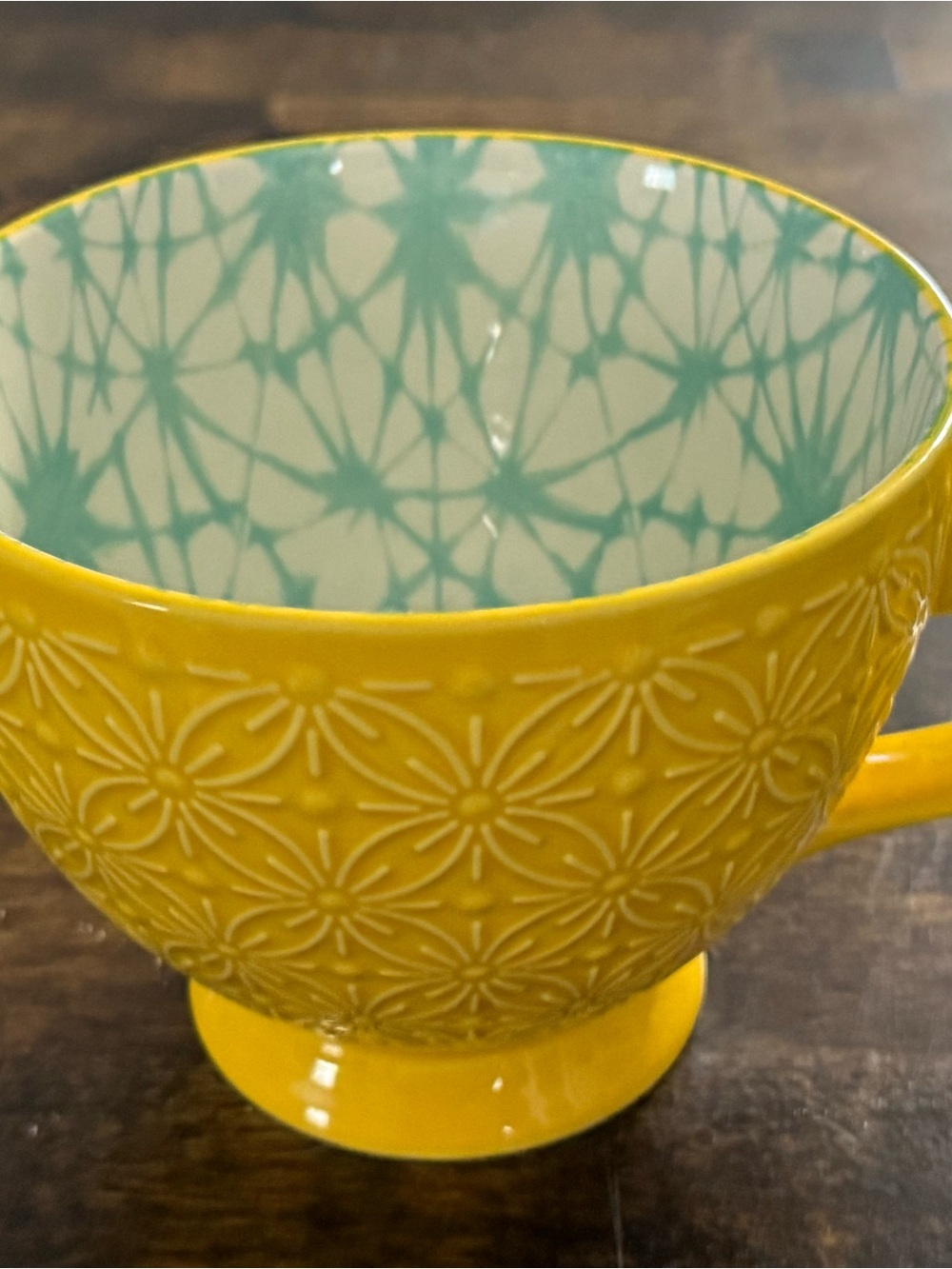 Yellow Signature Housewares Stoneware Footed Mug with Teal Patterned Interior